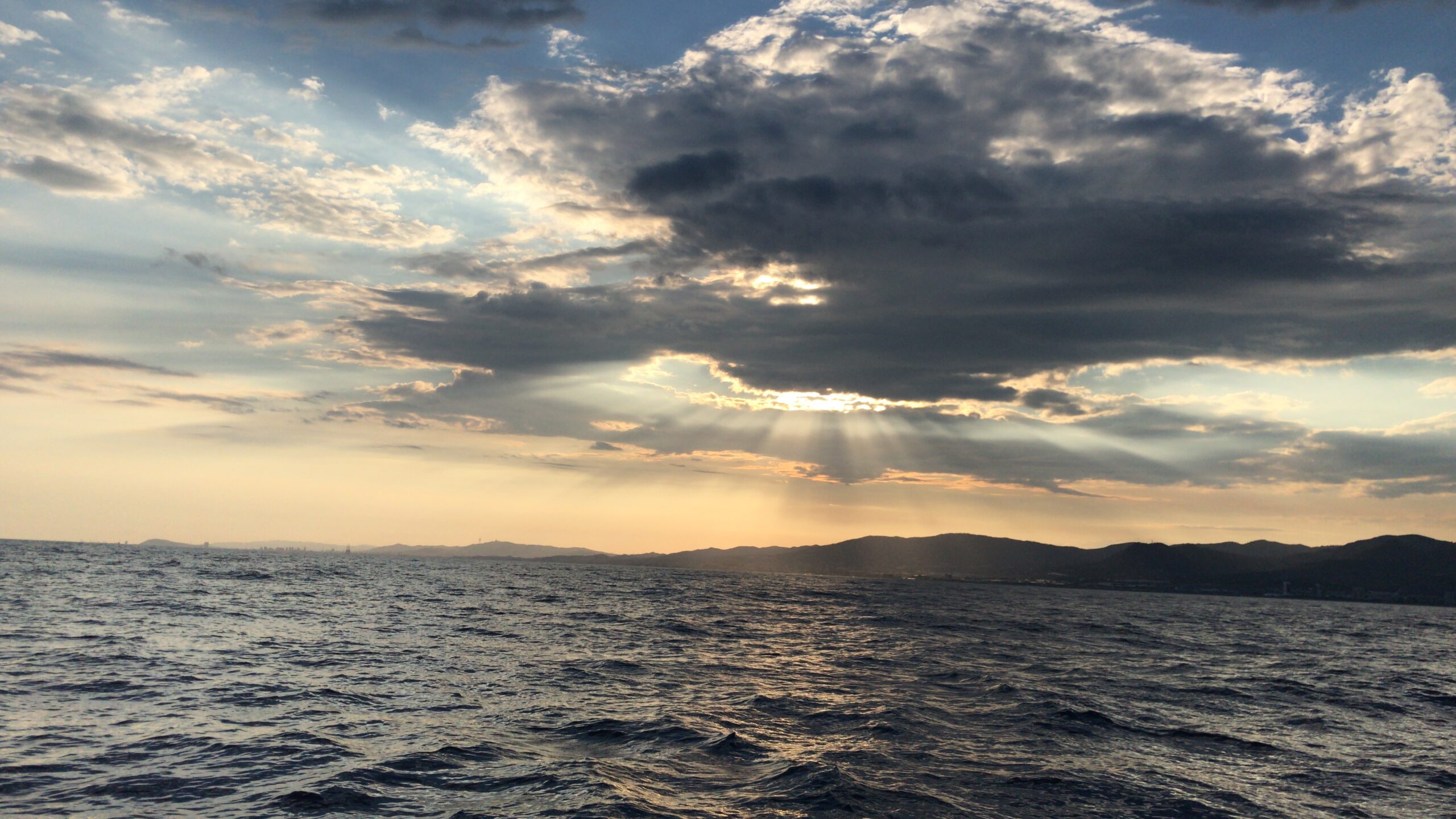 Puesta de sol barco